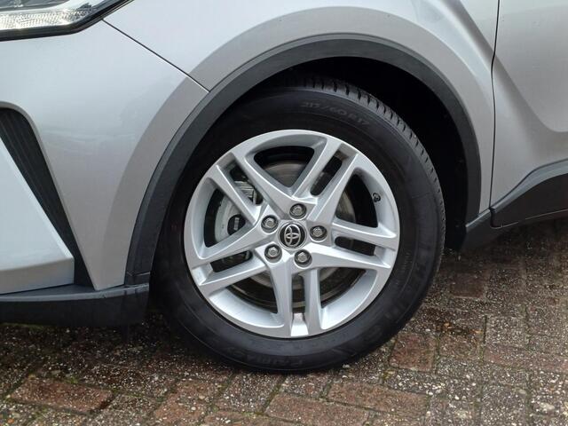 Toyota C-HR 1.8 Hybrid Active | Carplay | 2-zone clima | adapt. cruise |