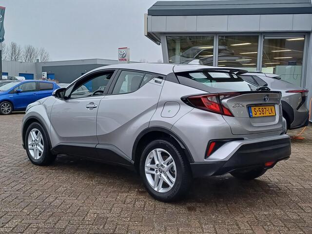 Toyota C-HR 1.8 Hybrid Active | Carplay | 2-zone clima | adapt. cruise |