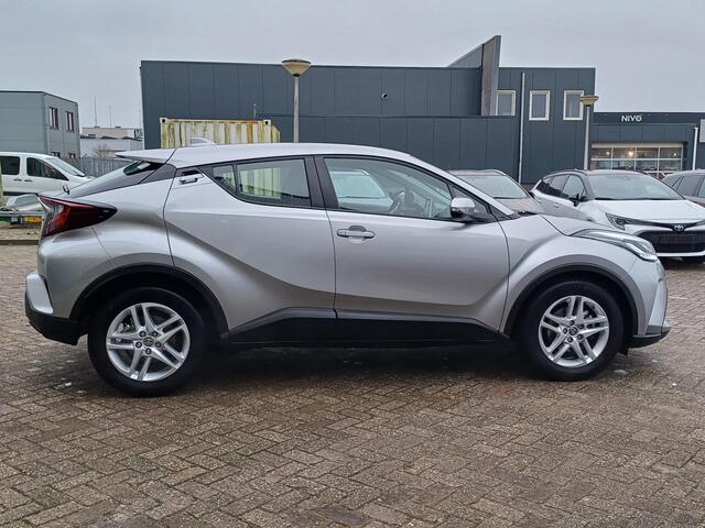 Toyota C-HR 1.8 Hybrid Active | Carplay | 2-zone clima | adapt. cruise |