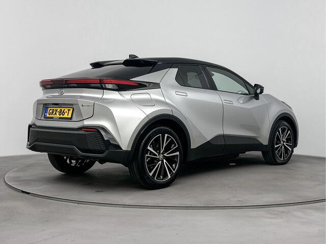 Toyota C-HR 2.0 Plug-in Hybrid 220 Executive *DEMO* | Panoramadak | Stoel- en stuurwielverwarming |