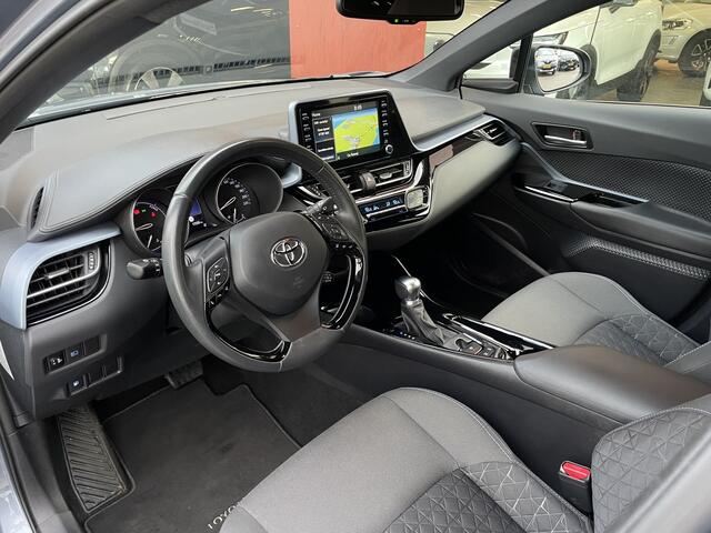 Toyota C-HR 2.0 Hybrid Dynamic | LED | ACC | Keyless | Carplay | Camera