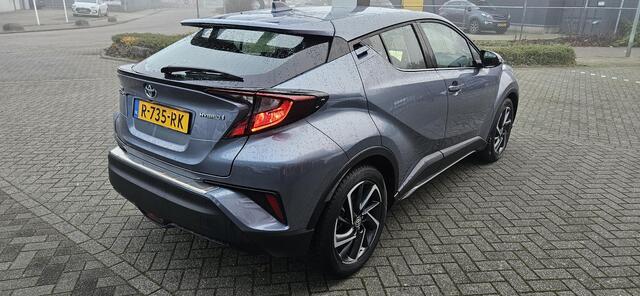 Toyota C-HR 1.8 Hybrid Dynamic