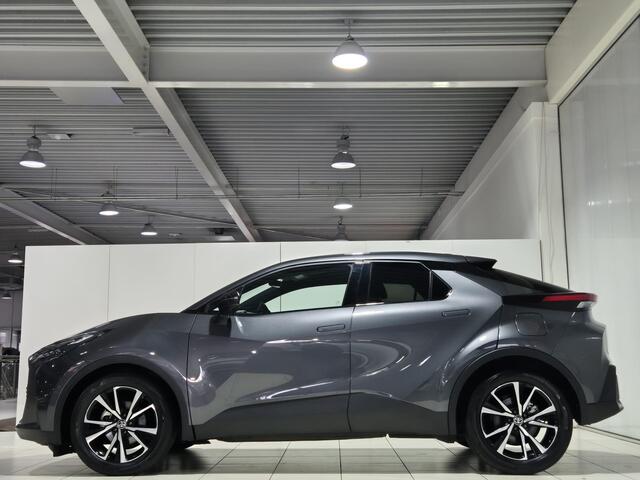 Toyota C-HR 1.8 Hybrid 140 First Edition | LM Velgen | Stoelverwarming | Draadloos opladen mobiele telefoon |