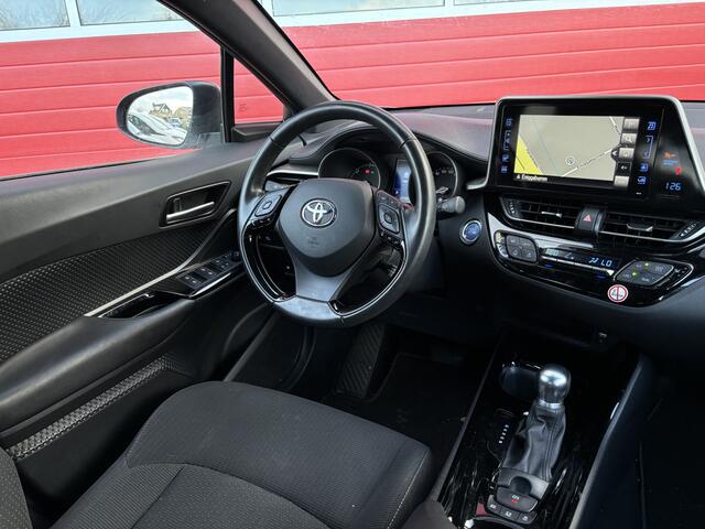 Toyota C-HR 1.8 Hybrid Style KEYLESS / CAMERA / STOELVERW / STUURVERW / NAVI / CLIMA / BLUETOOTH