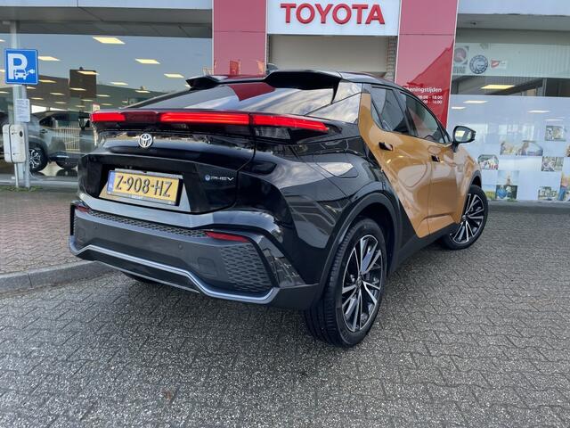 Toyota C-HR 2.0 PHEV 220 Premiere Edition | Stuur & stoelverwarming | Keyles