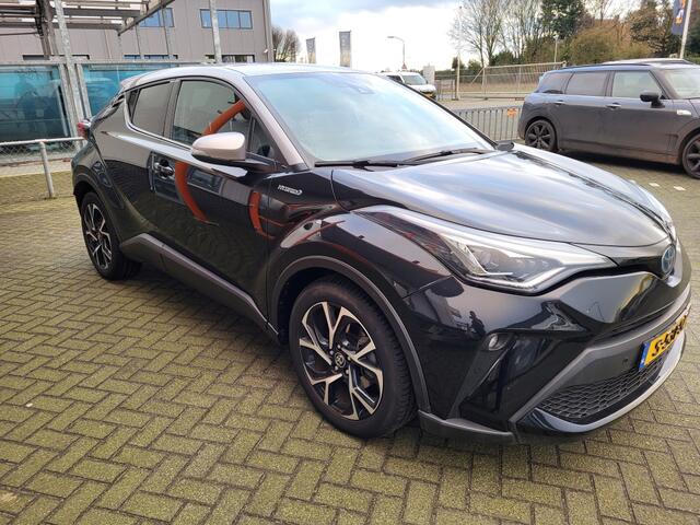 Toyota C-HR 1.8 Hybrid Bi-Tone