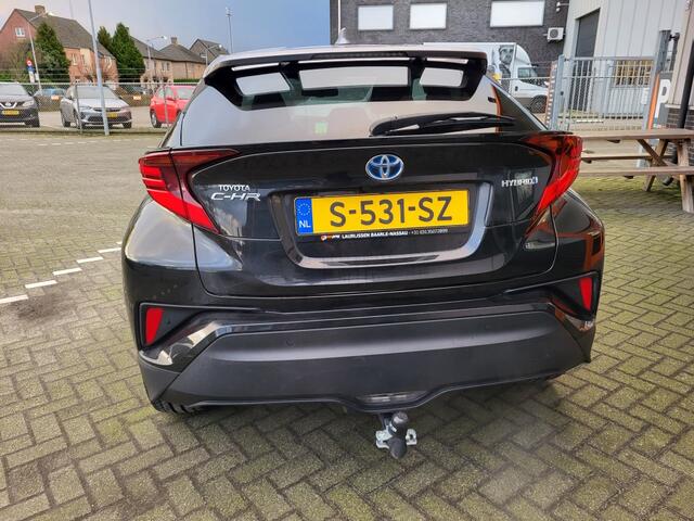 Toyota C-HR 1.8 Hybrid Bi-Tone