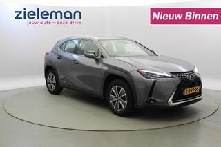 toyota-c-hr-300e-business-54-kwh---