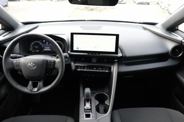 Toyota C-HR Plug-in Hybrid 220PK First Edition Automaat | Draadloze oplader