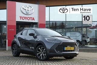 toyota-c-hr-plug-in-hybrid-220pk-fi