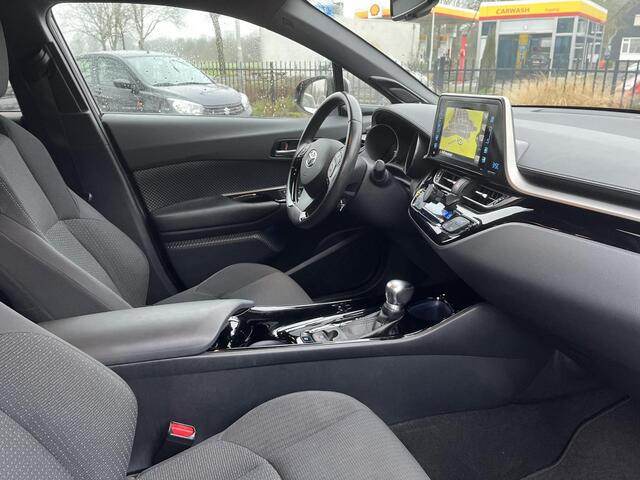 Toyota C-HR 1.8 Hybrid Style | JBL geluidssysteem | Stoelverwarming | Trekhaak