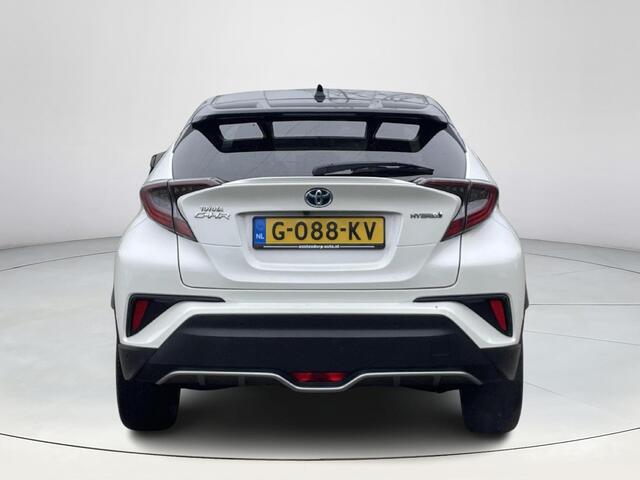 Toyota C-HR 1.8 Hybrid Bi-Tone **NAVIGATIE/ PARKEERSENSOREN/ STOELVERWARMING**