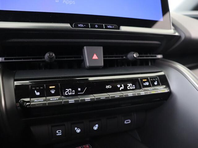 Toyota C-HR 2.0 Plug-in Hybrid 220 First Edition DEMO | Navigatie | 360 Camera | LM velgen | Dodehoek Ass. | LM velgen | Draadloze telefoonlader | Parkeersensoren |