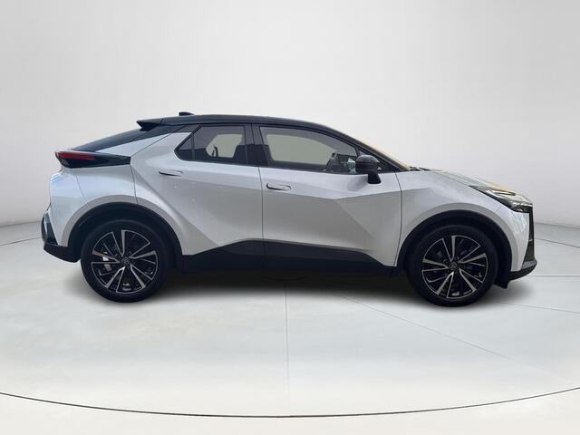 Toyota C-HR 1.8 Hybrid 140 Executive | 06-10141018 Voor meer informatie