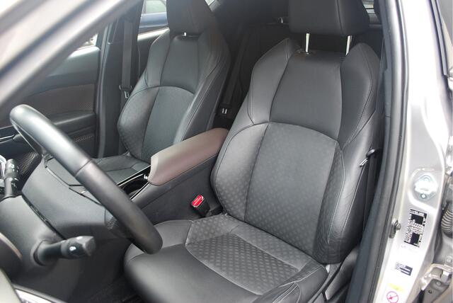 Toyota C-HR 1.8 Hybrid Executive Prachtige Auto! Full Options.