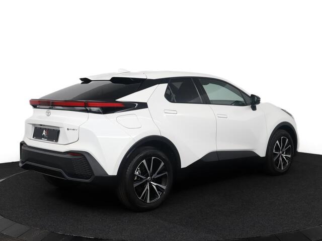 Toyota C-HR 2.0 Plug-in Hybrid 220 Dynamic | Apple Carplay/Android Auto | Stoel/Stuurverwarming | Parkeersensoren |