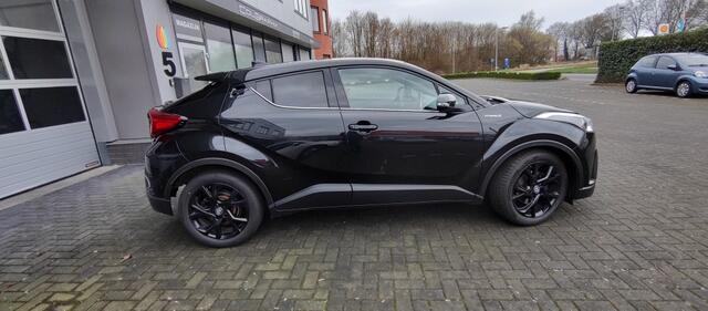 Toyota C-HR 1.8 Hybrid Executive Black Edition; Leer;Camera;JBL;Nav, Bsm; RC