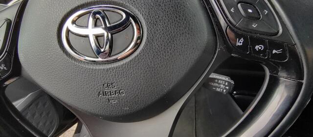 Toyota C-HR 1.8 Hybrid Executive Black Edition; Leer;Camera;JBL;Nav, Bsm; RC