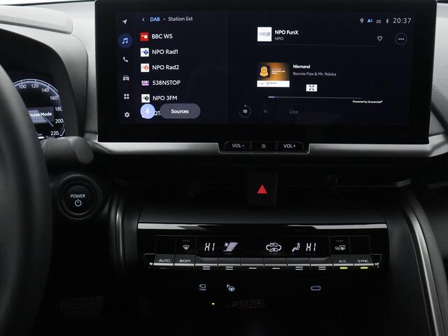 Toyota C-HR 1.8 Hybrid 140 First Edition | Navigatie | 360 Camera | Parkeer Ass. | LM velgen |