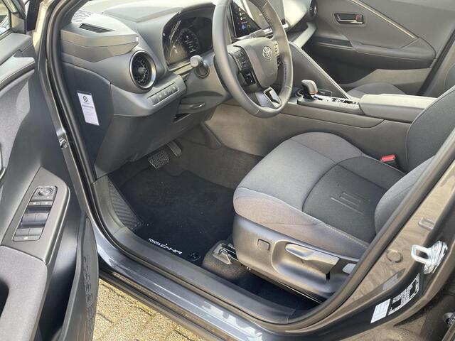 Toyota C-HR 2.0 Plug-in Hybrid 220 First Edition
