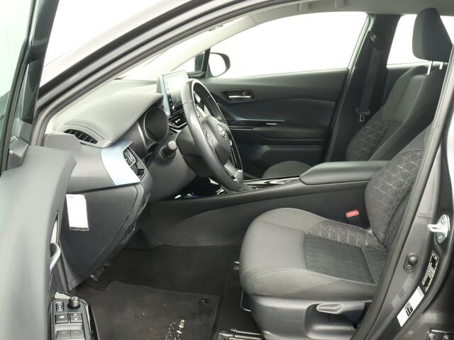 Toyota C-HR 2.0 Hybrid Dynamic | Parkeersensoren | LM velgen | Camera | Navigatie | Climate Control | Cruise Control Adaptief |