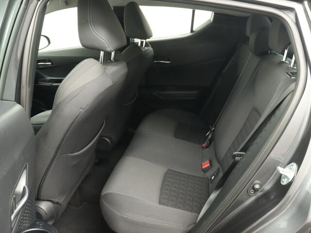 Toyota C-HR 2.0 Hybrid Dynamic | Parkeersensoren | LM velgen | Camera | Navigatie | Climate Control | Cruise Control Adaptief |