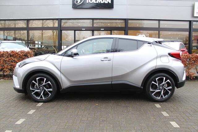 Toyota C-HR 1.8 Hybrid Dynamic | Rijklaar | Trekhaak | Keyless | Adaptive Cruise | Stoelverw. | Dealer onderhouden