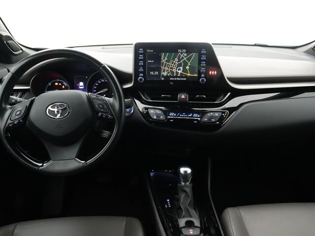 Toyota C-HR 2.0 Hybrid Executive | Navigatie | Verwarmde voorstoelen | JBL |