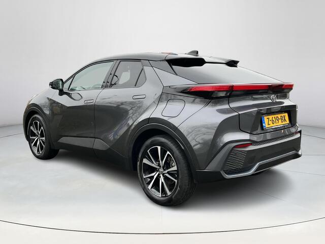 Toyota C-HR 1.8 Hybrid 140 First Edition | Navigatie | Camera's rondom | Electrische achterklep | Parkeersensoren |
