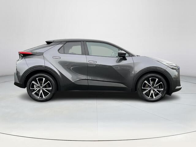 Toyota C-HR 1.8 Hybrid 140 First Edition | Navigatie | Camera's rondom | Electrische achterklep | Parkeersensoren |