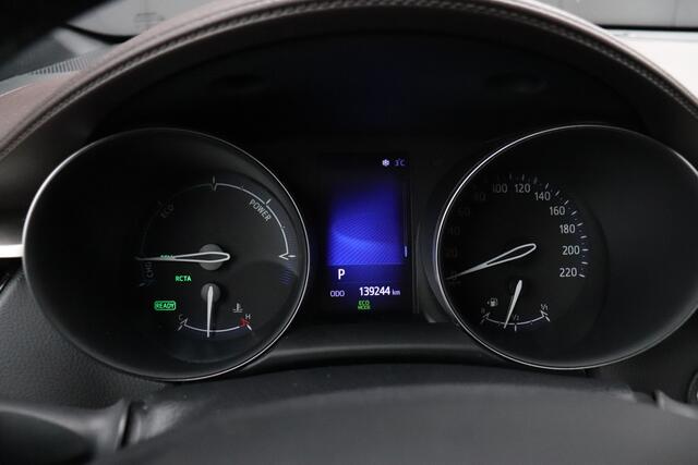 Toyota C-HR 1.8 Hybrid Premium | LEDER | STOEL/STUURVERW. | CAMERA | TREKHAAK | CRUISE | NAVI |