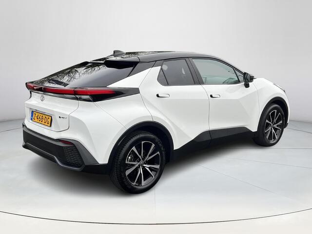 Toyota C-HR 2.0 Hybrid 200 First Edition | Navigatie | Apple CarPlay/Android auto | 360 graden camera
