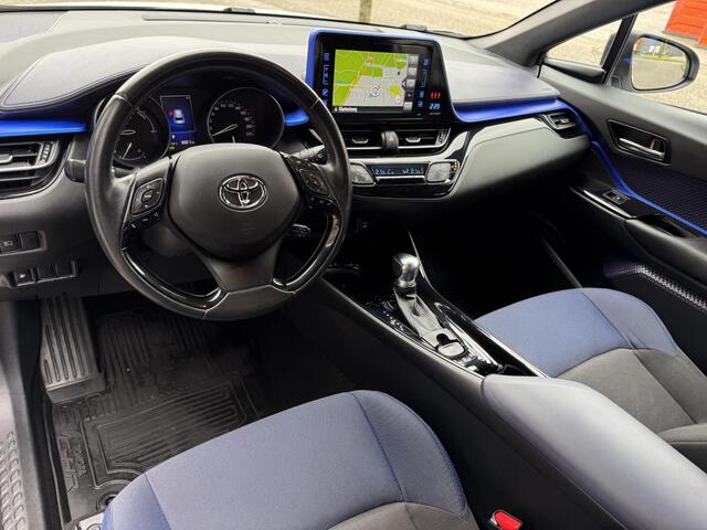 Toyota C-HR 1.8 Hybrid Bi-Tone | Trekhaak | Navigatie | Camera | Stoelverwarming | Adapt. Cruise Control | Two-Tone Lakkleur | Rijklaarprijs!