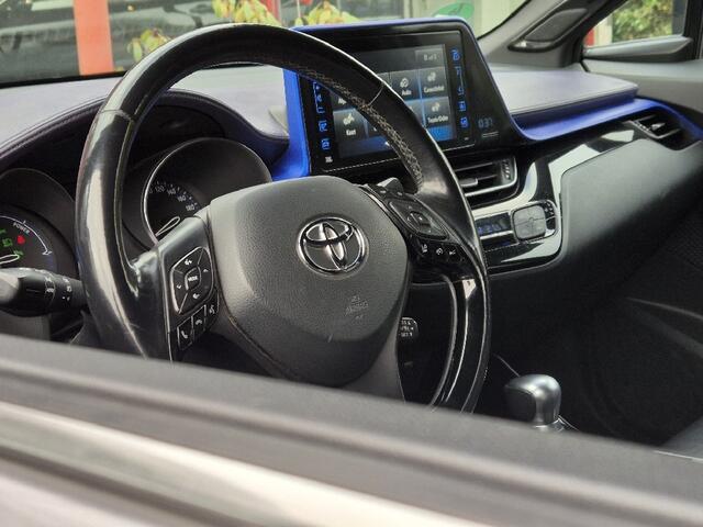 Toyota C-HR 1.8 Hybrid Automaat Adventure | Stoelverwarming | Leder | Naviga