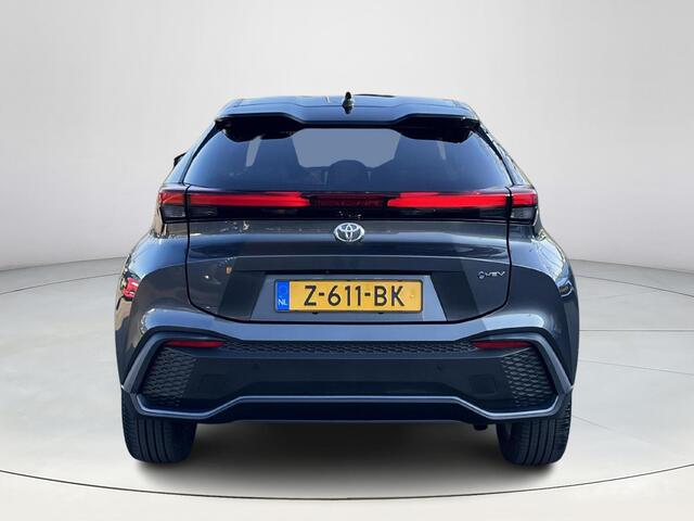 Toyota C-HR 1.8 Hybrid 140 First Edition | Navigatie | Apple CarPlay/Android auto | 360 graden camera
