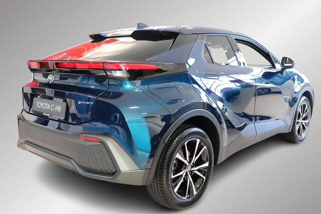 Toyota C-HR 2.0 Plug-in Hybrid 220 First Edition, ¤2500,- Inruilpremie, BSM, Apple Carplay & Android Auto, Stuur & Stoel verwarming, 360 Graden camera!
