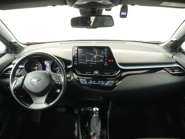 Toyota C-HR 2.0 Hybrid Style | Apple CarPlay | Camera | LM Velgen | Parkeersensoren | Navigatie | Camera | JBL | Cruise Control Adaptief |