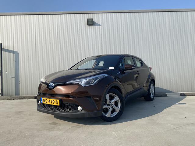 Toyota C-HR 1.8 Hybrid Dynamic | Navigatie | Parkeersensoren voor/achter |