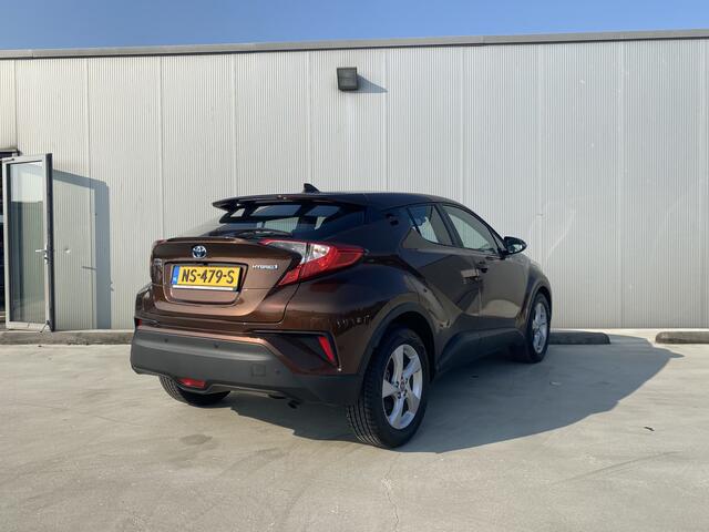 Toyota C-HR 1.8 Hybrid Dynamic | Navigatie | Parkeersensoren voor/achter |