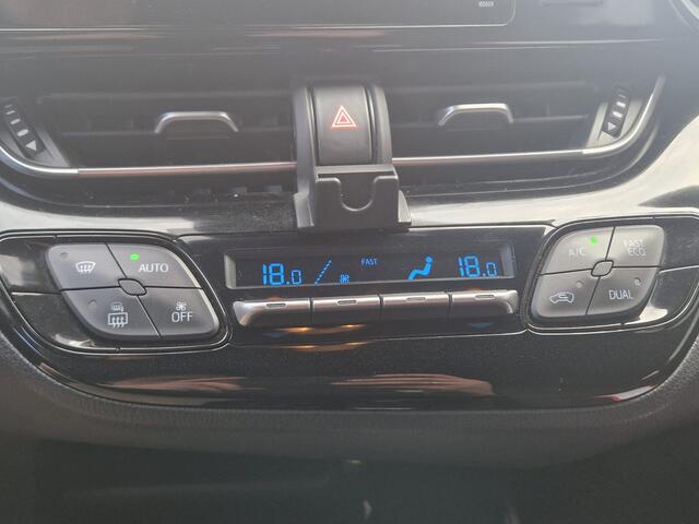Toyota C-HR 1.8 Hybrid Dynamic | Navigatie | Parkeersensoren voor/achter |