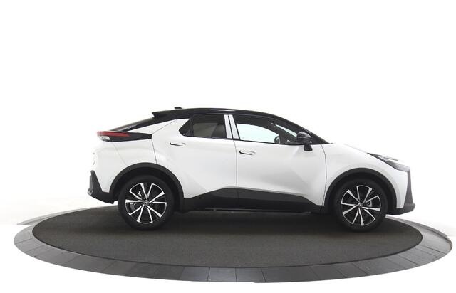 Toyota C-HR 1.8 Hybrid 140 First Edition Navigatiesysteem / Cruise control adaptief / Stuurverwarming