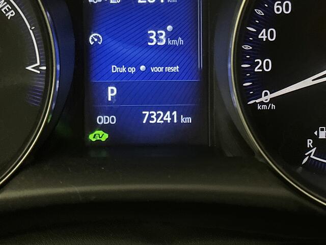 Toyota C-HR 1.8 Hybrid Business Intro Limited | Camera | Climate Control | Stuur-/Stoelverwarming | Cruise Control Adaptief |