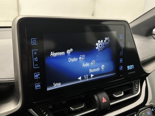Toyota C-HR 1.8 Hybrid Business Intro Limited | Camera | Climate Control | Stuur-/Stoelverwarming | Cruise Control Adaptief |