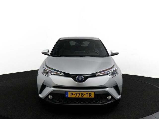 Toyota C-HR 1.8 Hybrid Executive | Kunstlederen/ Stof bekleding | Navigatie | Parkeersensoren Rondom | Stoelverwarming |