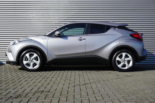 Toyota C-HR 1.8 Hybrid AUTOMAAT TREKHAAK | 4SBAND | NAVI | CAMERA | STOELVER