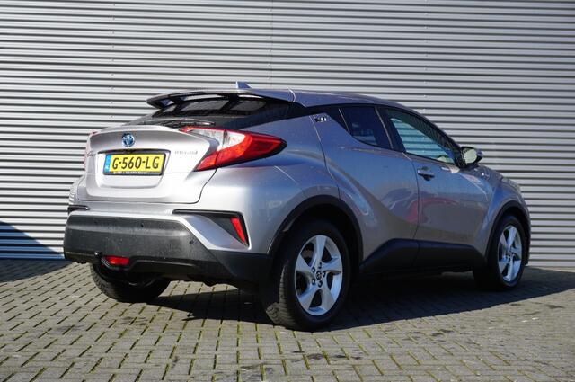 Toyota C-HR 1.8 Hybrid AUTOMAAT TREKHAAK | 4SBAND | NAVI | CAMERA | STOELVER