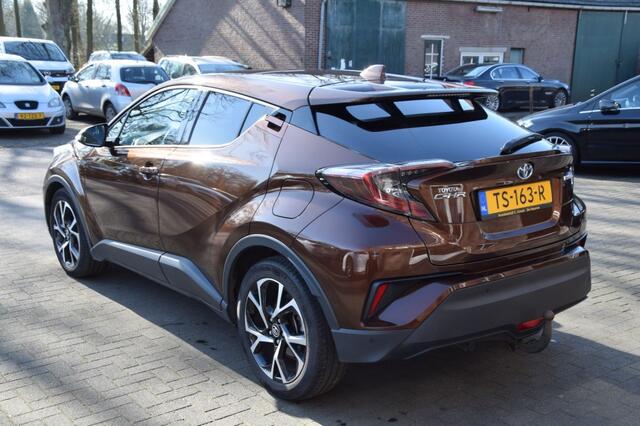 Toyota C-HR 1.8 HYBRID STYLE