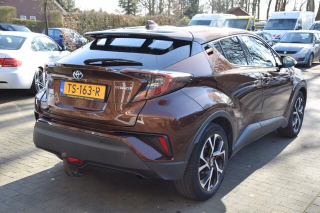 Toyota C-HR 1.8 HYBRID STYLE