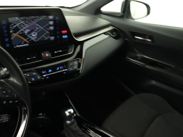 Toyota C-HR 1.8 Hybrid Business Intro Limited | Navigatie | Camera | Climate Control | Stoelverwarming | Cruise Control Adaptief | LM velgen |
