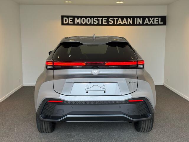 Toyota C-HR 2.0 Plug-in Hybrid 220 Dynamic